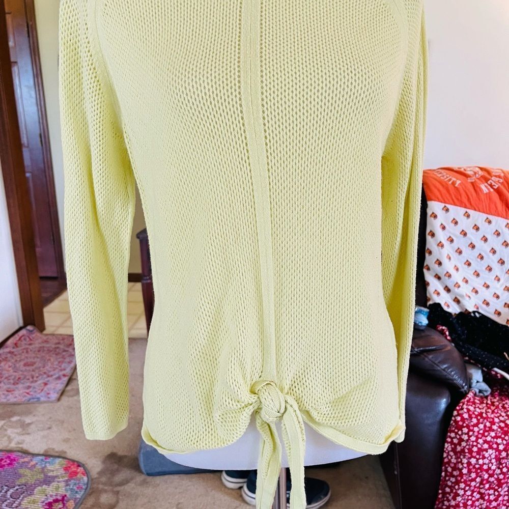 CHICOS SIZE 2. Knot at waist beautiful key lime color simple soft sweater.